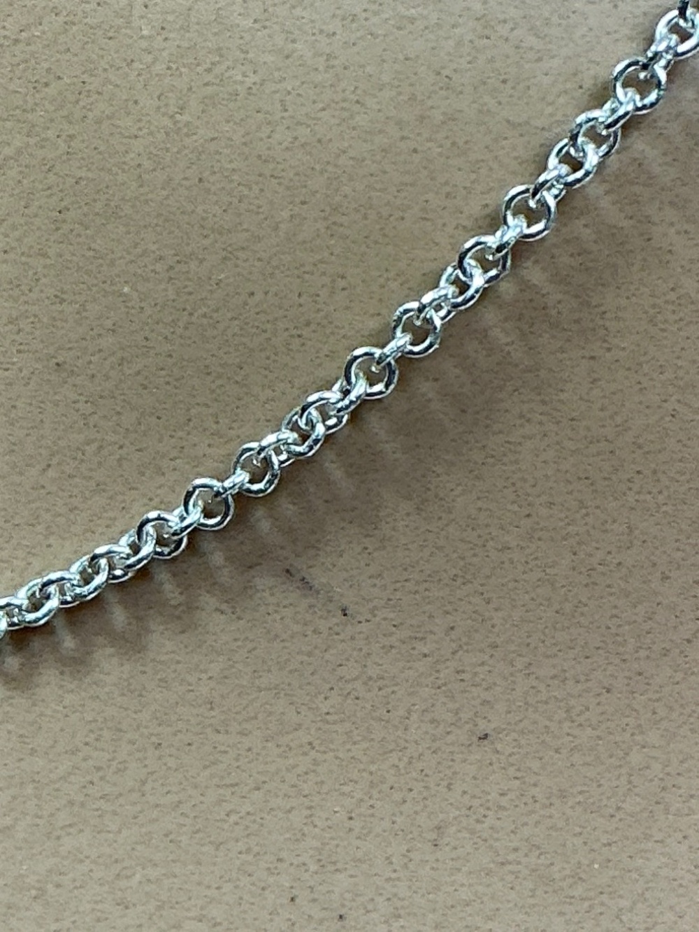 Sterling Silver Italian Heavier chain / Necklace. 18 inches long - Picture 3 of 6